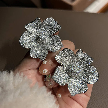 Huitan Hyperbole Big Flower Stud Earrings Aesthetic Accessories for Women Full Sparkling Cubic Zirconia Wedding Luxury Jewelry