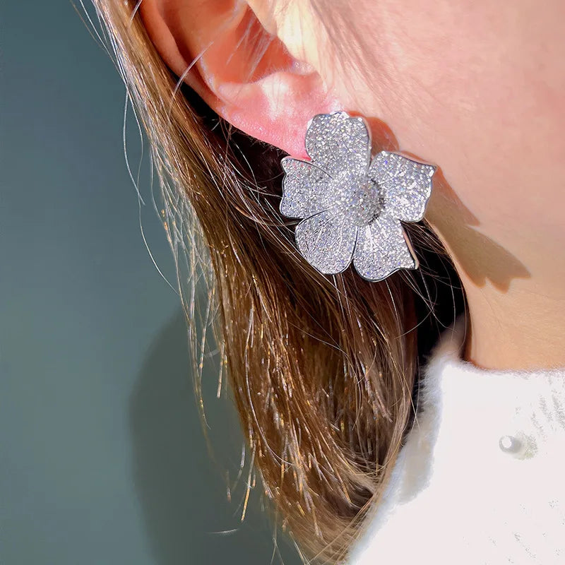 Huitan Hyperbole Big Flower Stud Earrings Aesthetic Accessories for Women Full Sparkling Cubic Zirconia Wedding Luxury Jewelry